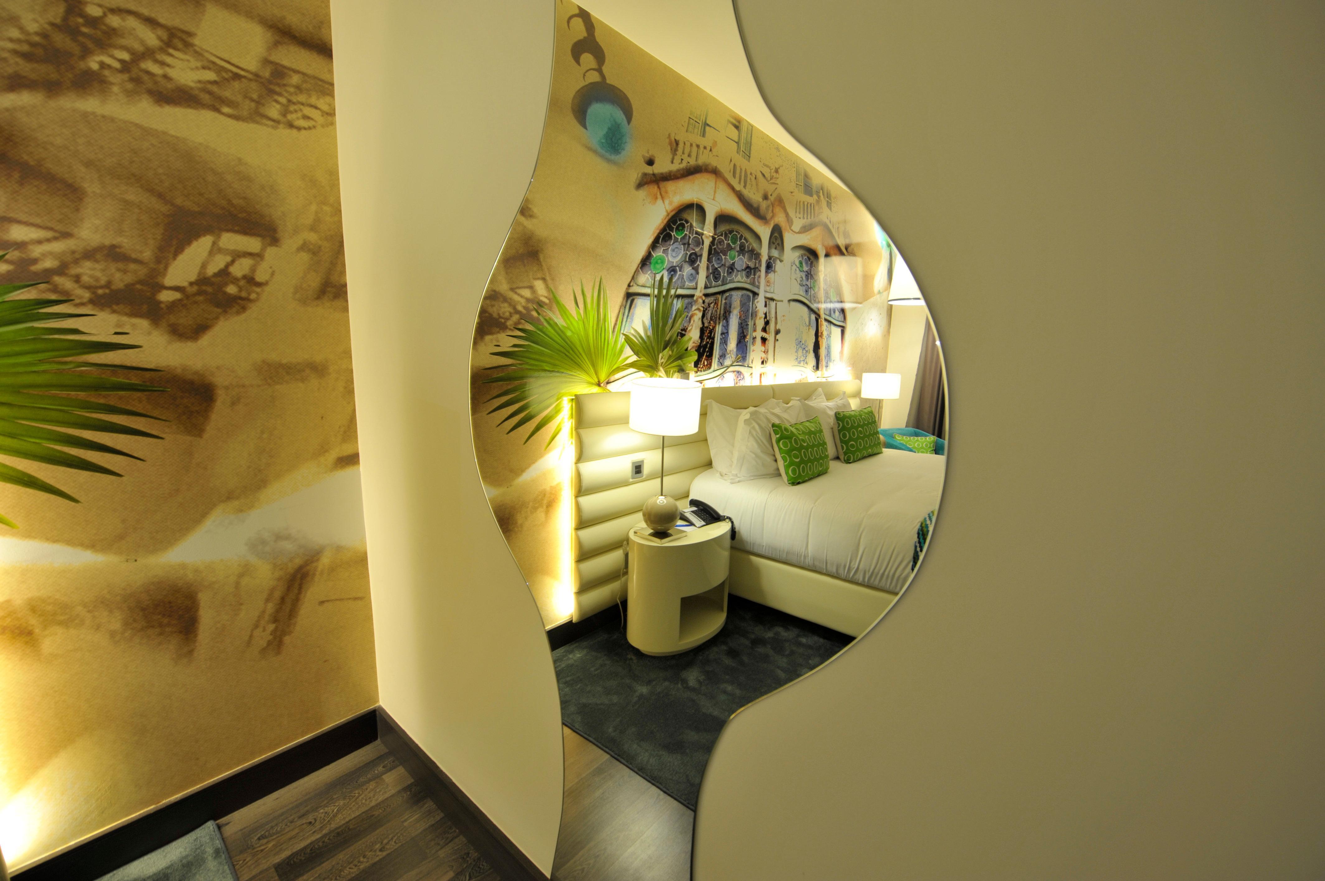 Hotel Indigo Barcelona - Plaza Catalunya, an IHG Hotel Bagian luar foto